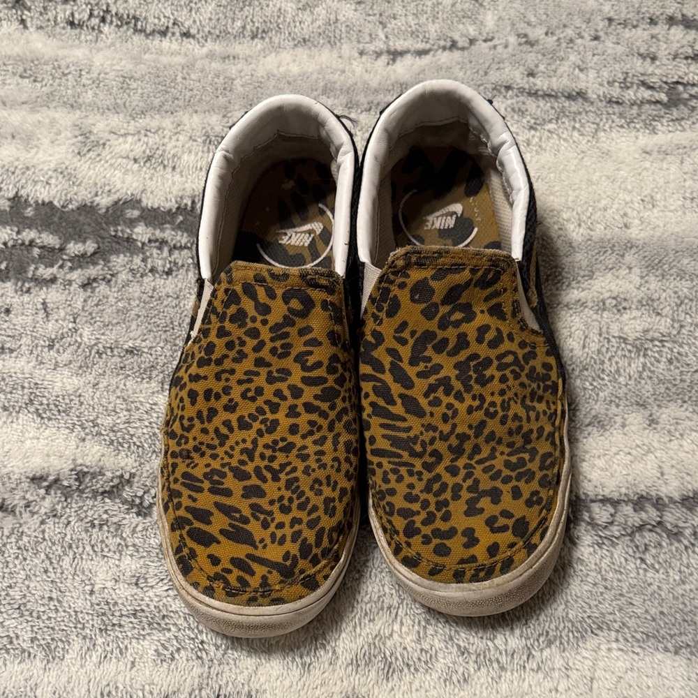 Nike Kids Brown Leopard Slip-On Sneakers